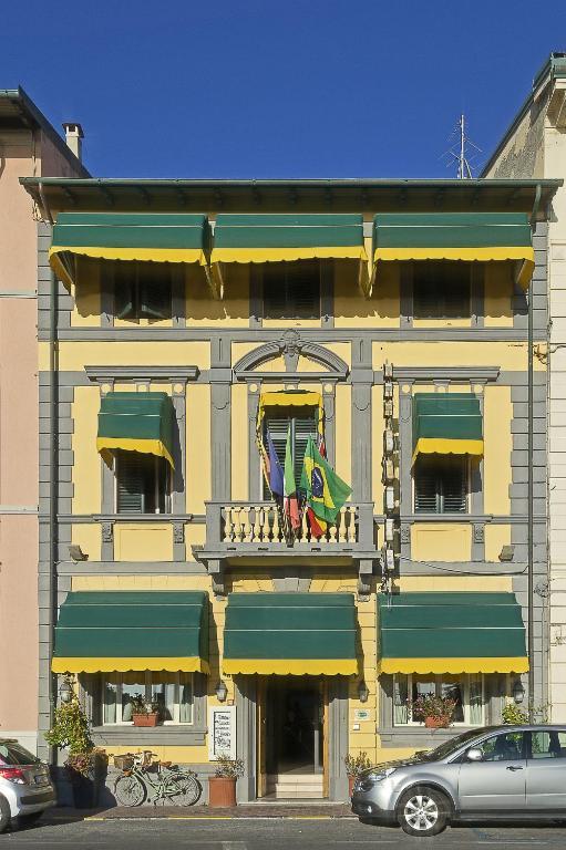 فياريجيو Hotel Bahia المظهر الخارجي الصورة